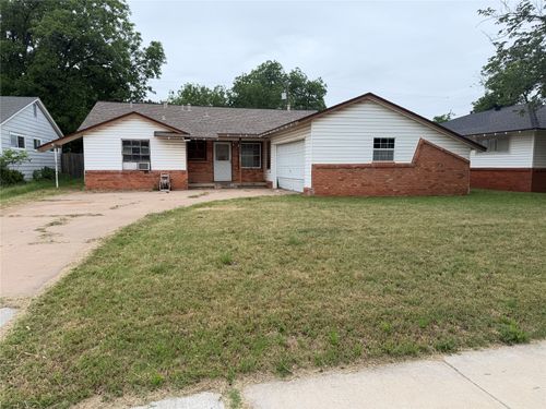 3232 Sayles Blvd, Abilene, TX, 79605-7042 | Card Image