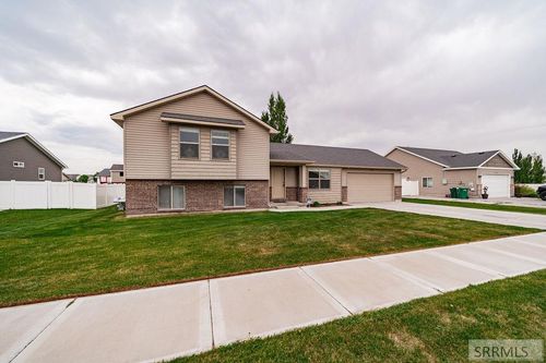 3750 Ridgeland Dr, Idaho Falls, ID, 83401 | Card Image