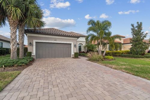 11477 Bitola Dr, ODESSA, FL, 33556-3767 | Card Image