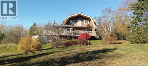 378 Brighton Cross Rd, East Brighton, NB, E7P2J5 | Card Image