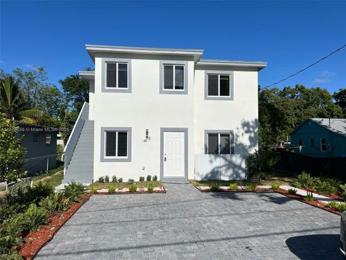 2-4615 Nw 15th Ct, Miami, FL, 33142-4116 | Card Image