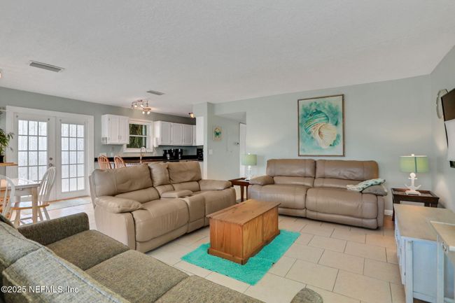 724 1 St St S, Home with 5 bedrooms, 5 bathrooms and null parking in Jacksonville Beach FL | Image 45