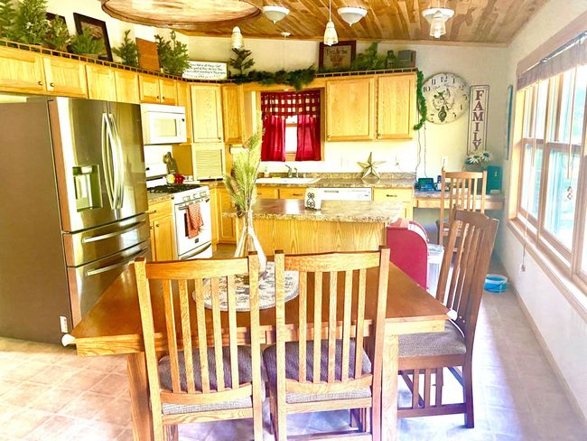 Kitchen | Image 6