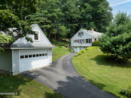 193 Cold Spring Rd, Williamstown, MA, 01267-2753 | Card Image