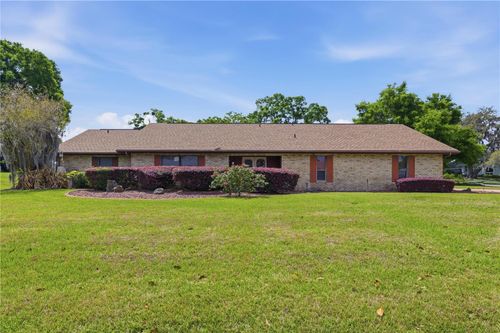 9704 Wedgewood Ln, LEESBURG, FL, 34788-3524 | Card Image