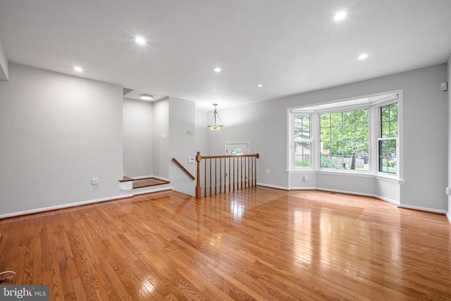 10462 Malone Ct, Townhouse with 3 bedrooms, 4 bathrooms and null parking in FAIRFAX VA | Image 8
