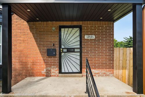19191 Archer St, Detroit, MI, 48219-1795 | Card Image