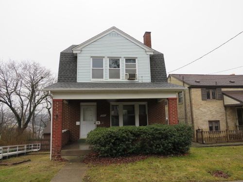 3512 Dauphin Ave, Brentwood, PA, 15227-2934 | Card Image