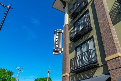 unit-4513-5300 Peachtree Rd, Chamblee, GA, 30341-2459 | Card Image