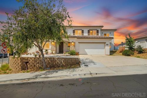1675 Felicita Ln, Escondido, CA, 92025-5641 | Card Image