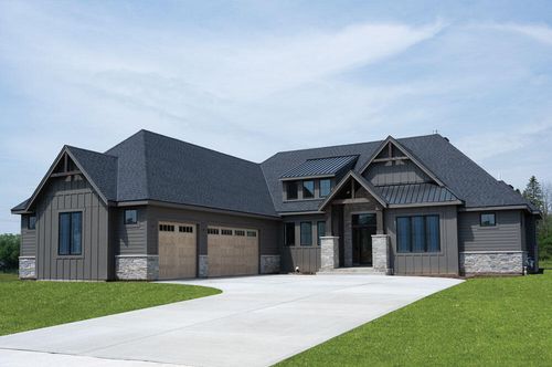 12825 Blue Jay Ln, Mequon, WI, 53097-2401 | Card Image