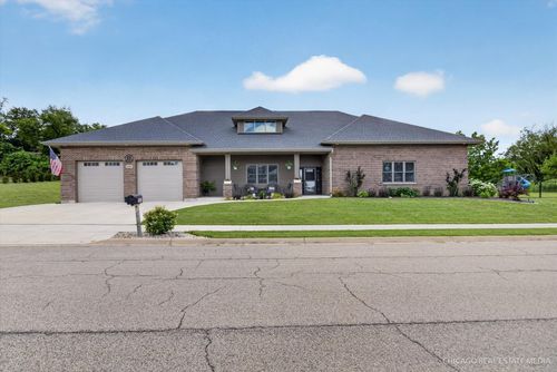 1210 Stonegate Dr, Marengo, IL, 60152-3429 | Card Image
