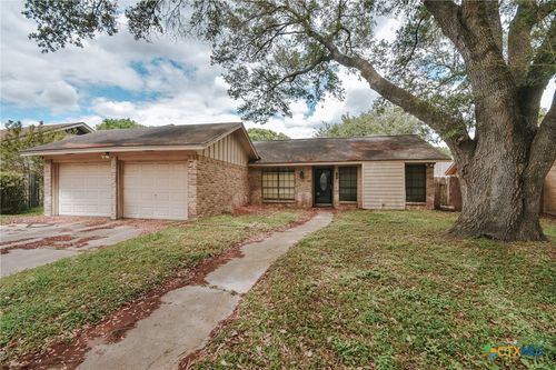 220 Navajo Drive, Victoria, TX, 77904 | Card Image