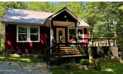 273 Indian Rock Trl, Jamestown, TN, 38556-6823 | Card Image