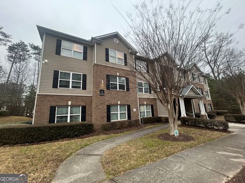 8104 Fairington Ridge Cir, Lithonia, GA, 30038-5613 | Card Image
