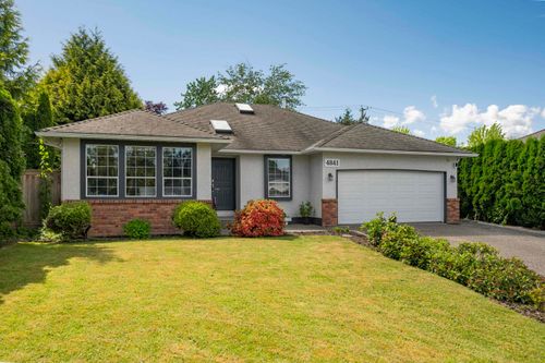 4841 208a St, Langley, BC, V3A5X9 | Card Image