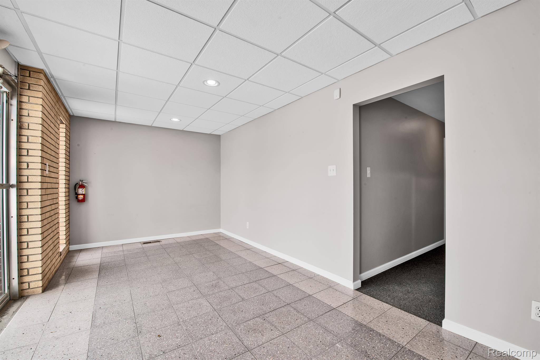 Commercial Lease in Taylor 5