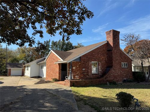 520 E Peoria Ave, McAlester, OK, 74501-6838 | Card Image