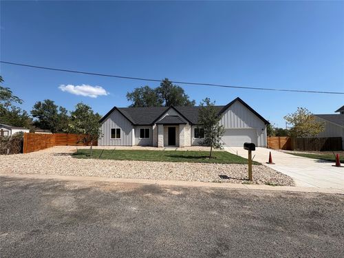 304 W Allen St, Kyle, TX, 78640-2165 | Card Image