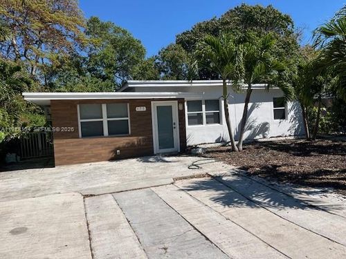 175 Nw 121st St, North Miami, FL, 33168-4513 | Card Image