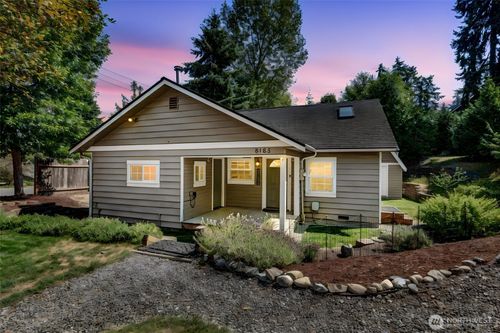 8183 Ne 165th Street, Kenmore, WA, 98028 | Card Image