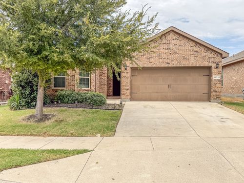 15721 Buffalo Nickel Dr, Fort Worth, TX, 76177-2278 | Card Image