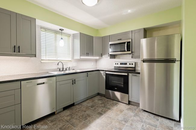 3782 Egan St-10.jpg | Image 8