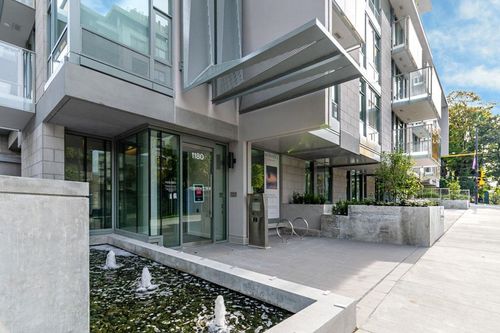 1702-1180 Broughton St, Vancouver, BC, V6G2B1 | Card Image