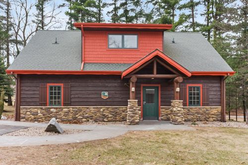 21-1050 Canyon Road Road, Wisconsin Dells, WI, 53965 | Card Image