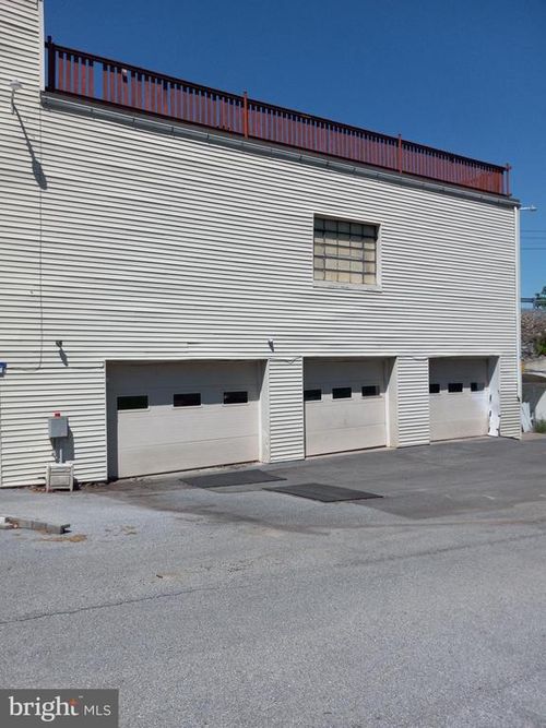 1160 S State St, EPHRATA, PA, 17522-2667 | Card Image