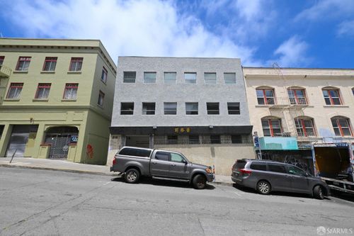 818 Jackson St, San Francisco, CA, 94133-4870 | Card Image