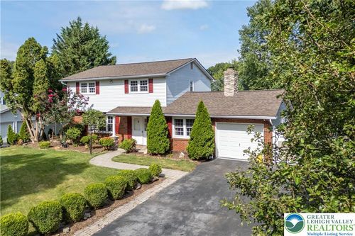 4457 Spring Dr, CENTER VALLEY, PA, 18034-9617 | Card Image