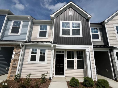 6127 Arsenal Ave, Raleigh, NC, 27610-7643 | Card Image