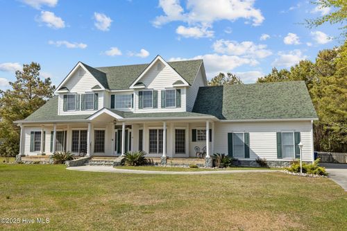 102 Iris Ct, Morehead City, NC, 28557-8981 | Card Image