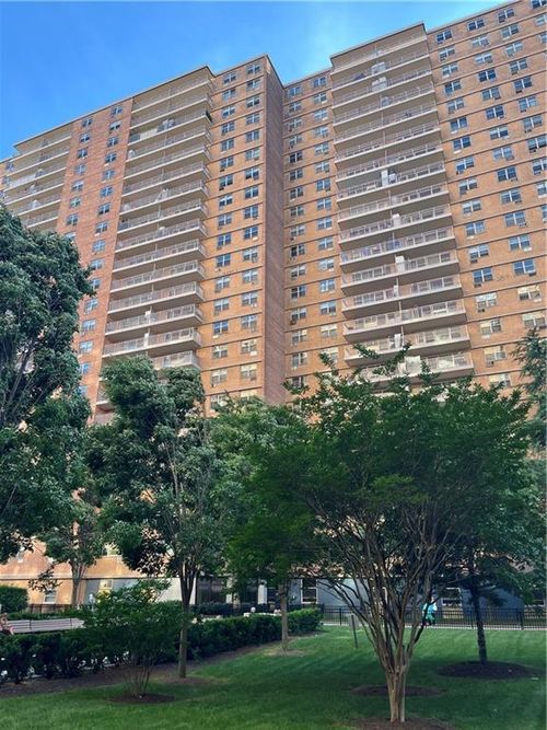 16h-448 Neptune Avenue, Brooklyn, NY, 11224 | Card Image