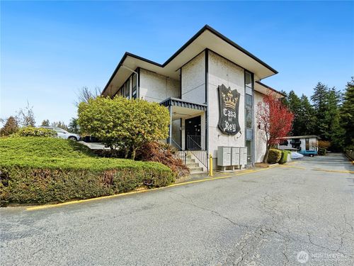 220-19411 56th Ave W, Lynnwood, WA, 98036-5247 | Card Image
