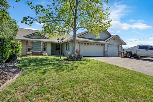 22103 Table Mountain Pl, Cottonwood, CA, 96022-7648 | Card Image