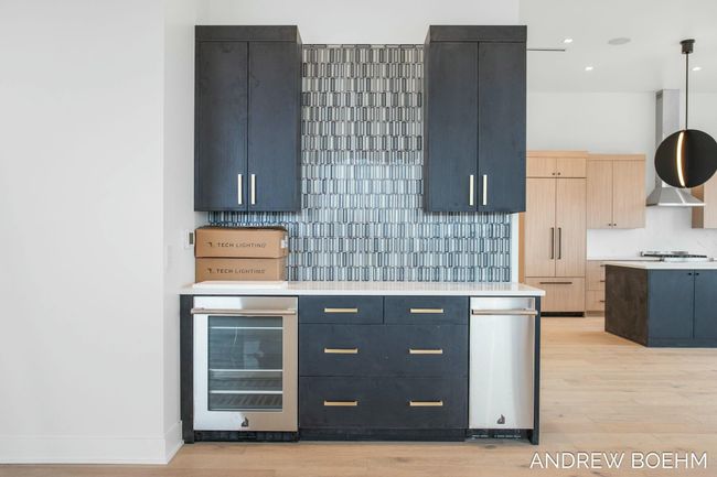 502 - 159 S River Ave, Condo with 2 bedrooms, 2 bathrooms and null parking in Holland MI | Image 12
