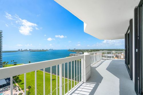 1543-123 Lakeshore Drive, North Palm Beach, FL, 33408 | Card Image