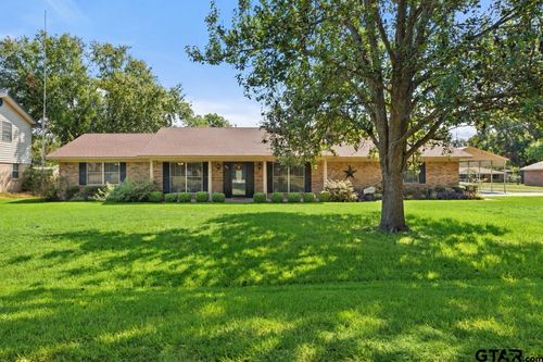 416 Azalea St, Chandler, TX, 75758-2334 | Card Image