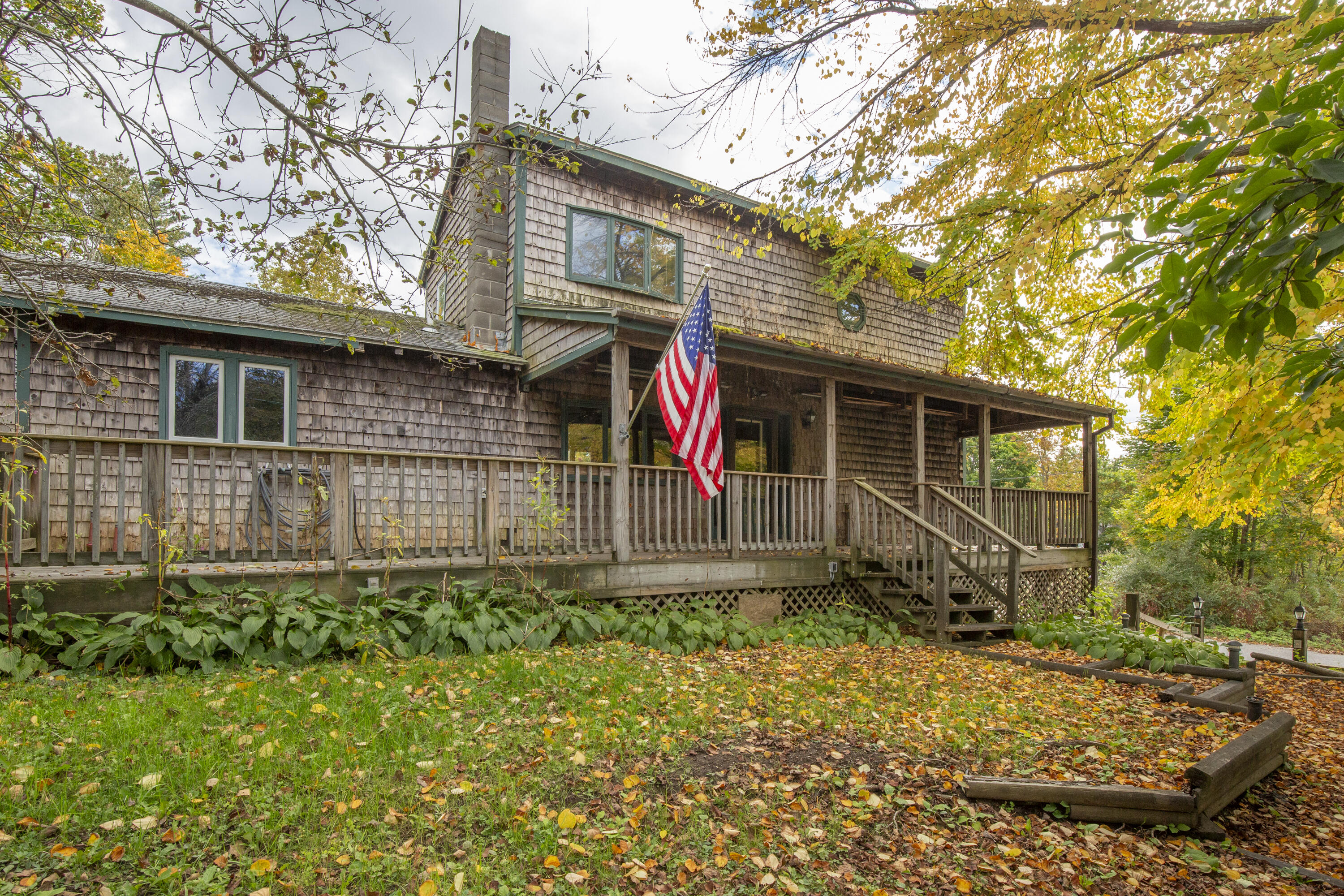 Dailey St, Camden, ME 04843
