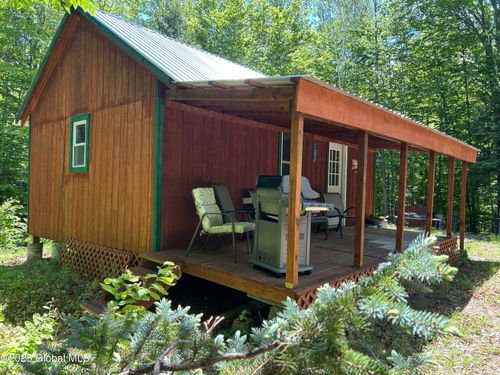 10 W Tucker Rd, Stony Creek, NY, 12878 | Card Image