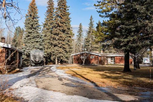 104-130 Hannington Rd, Hinton, AB, T7V1B1 | Card Image