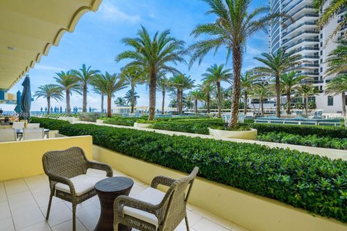 l16-available-now-2501 S Ocean Dr, Hollywood, FL, 33019-2633 | Card Image