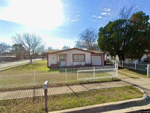 4428 Crenshaw Ave, Fort Worth, TX, 76105-4234 | Card Image