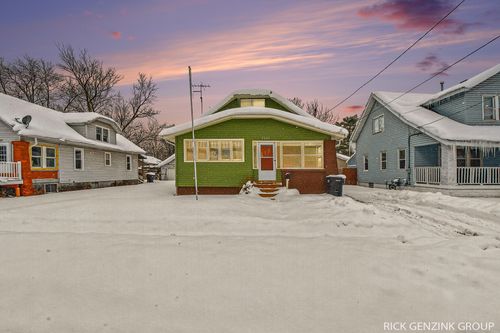 2303 Beverly Ave, Wyoming, MI, 49519-1722 | Card Image