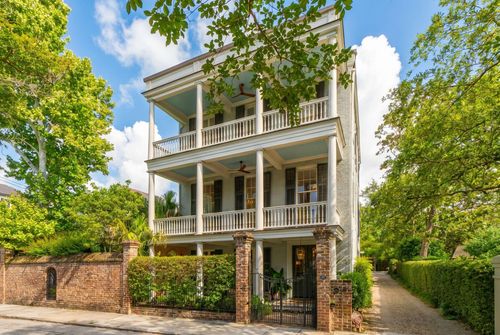 22 Lamboll St, Charleston, SC, 29401-2315 | Card Image