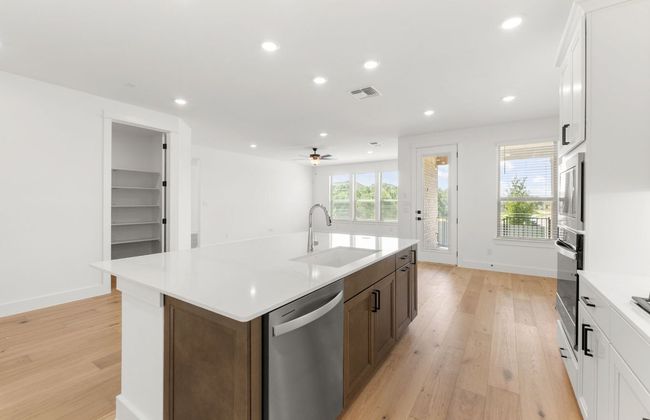 217 Peach Orchard Ln, House other with 4 bedrooms, 3 bathrooms and 2 parking in Georgetown TX | Image 7