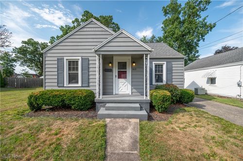 163 Omar St, Struthers, OH, 44471-1551 | Card Image