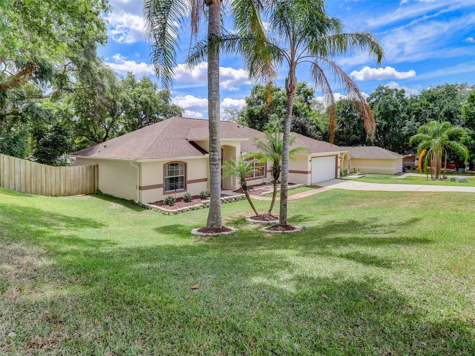 Rain Forest Ln, Minneola, FL 34715